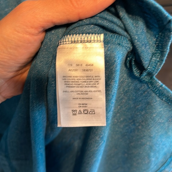 Like New Columbia Top - Picture 4 of 4